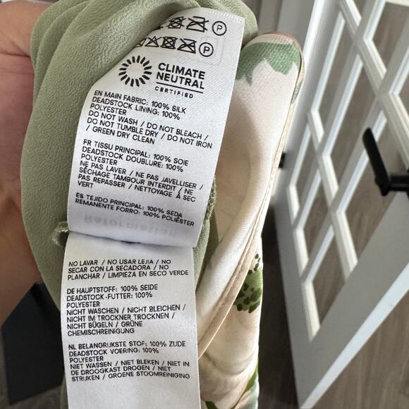 Reformation Anaiis Silk Maxi Dress 2 NEW Tarragon Floral Open Back High Neck NWT - Picture 7 of 7